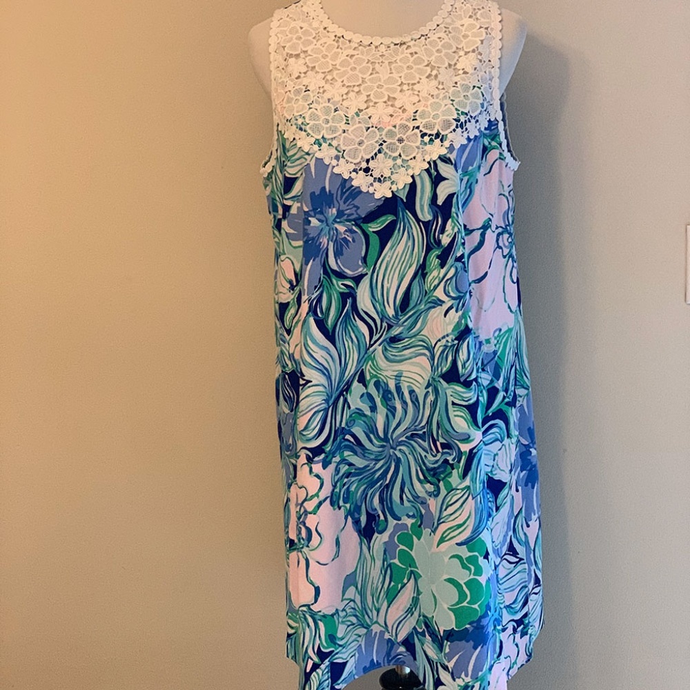 NWT Lilly Pulitzer “Nala” Soft Shift Dress Size 10 – Resort Chic / Classic Lilly - Picture 3 of 11